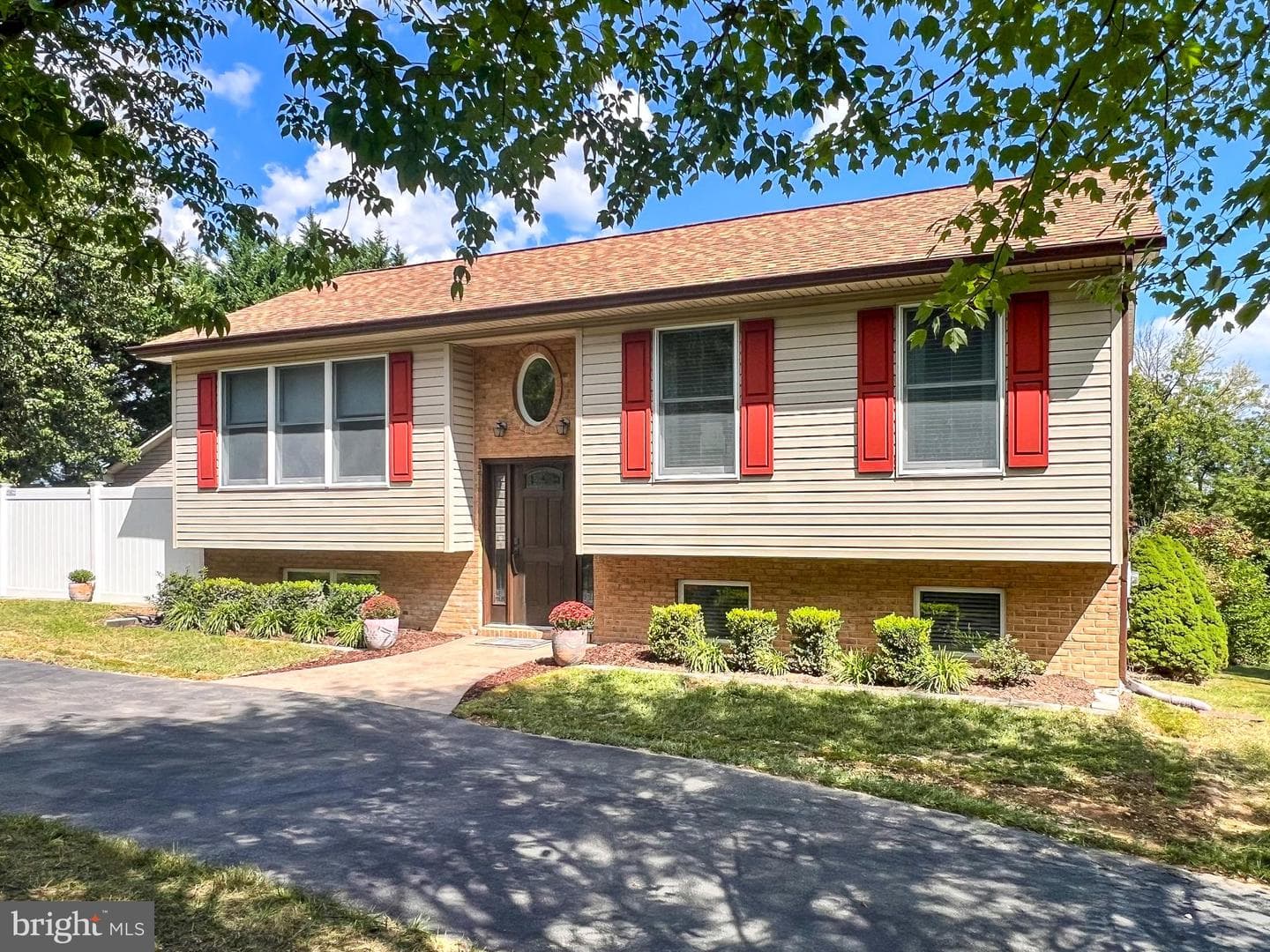 268 Kestrel Dr photo 1