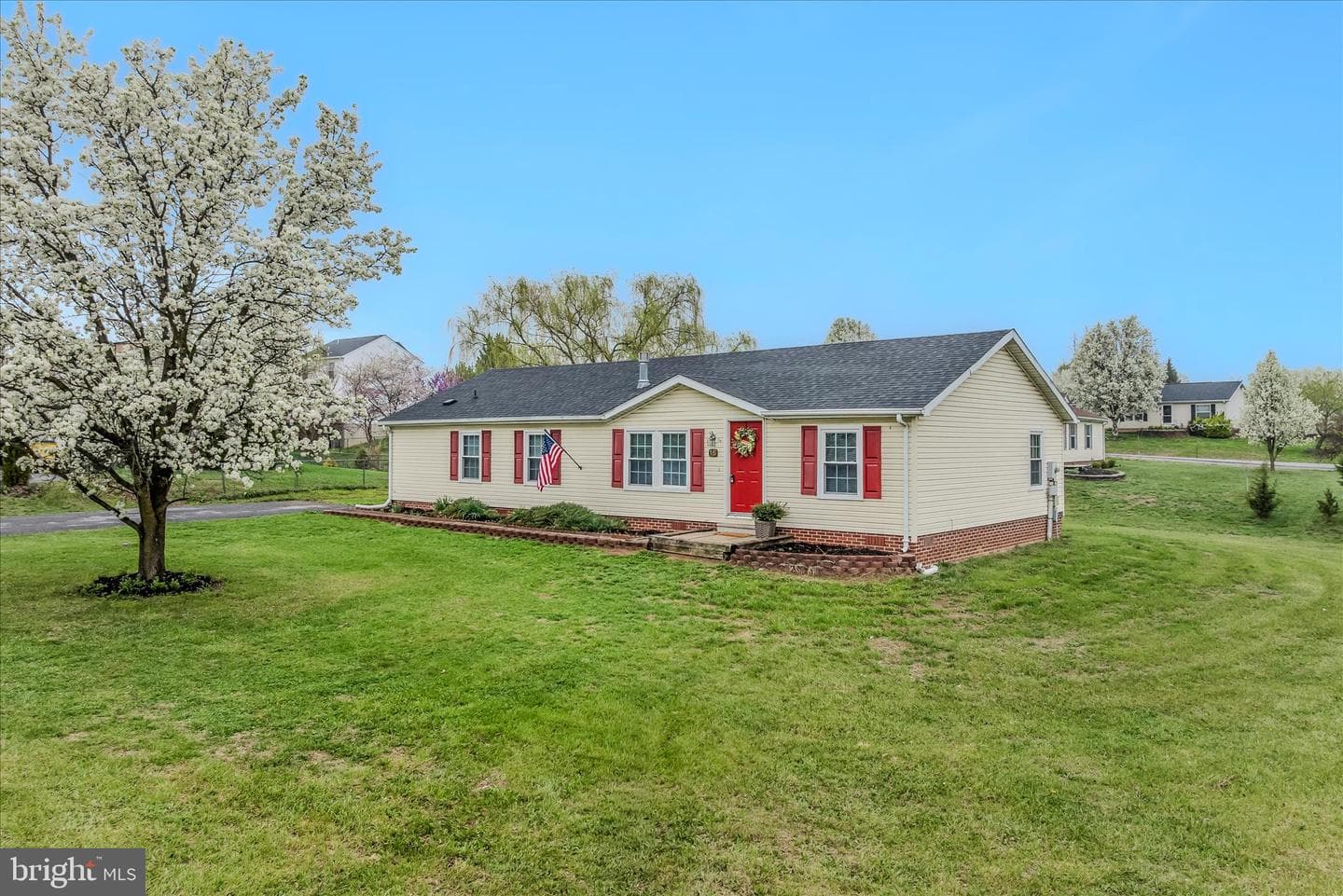 16 Longbranch Drive