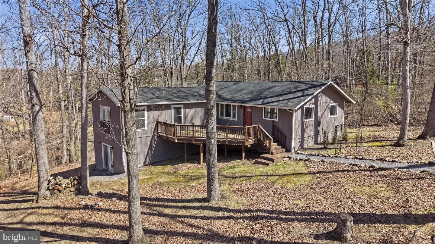 110 Tall Pine Lane photo 1