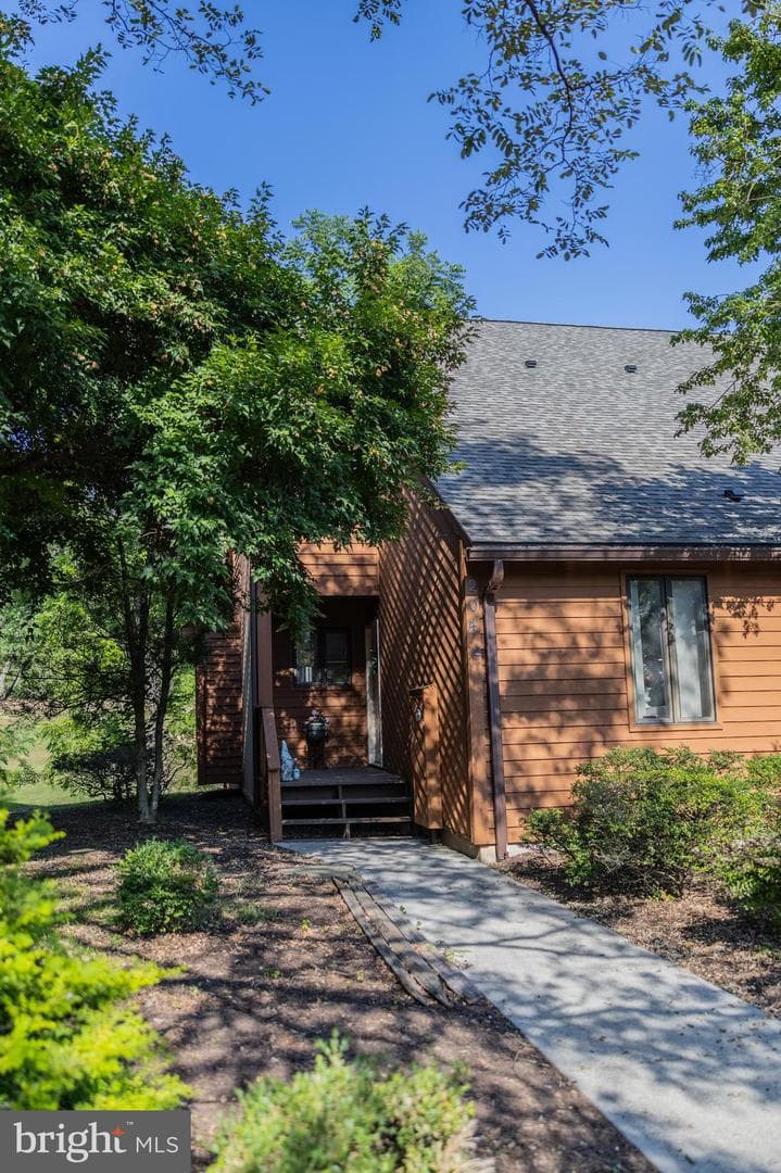 204 Tecumseh Trail