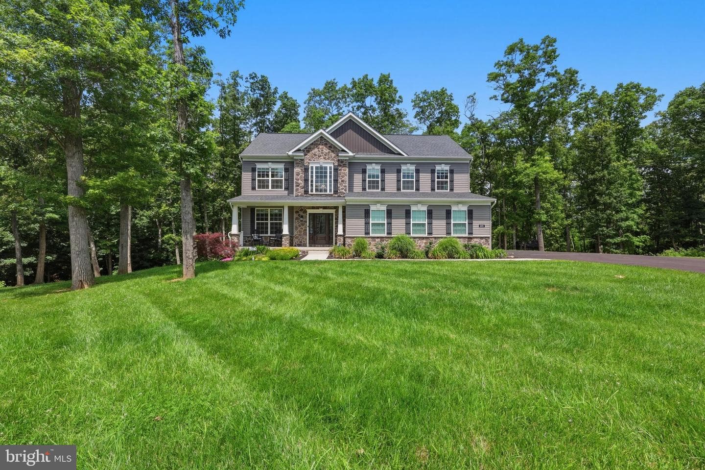 485 Underwood Drive photo 1