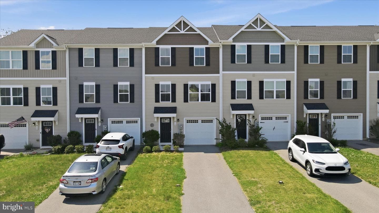 76 Chincoteague Lane