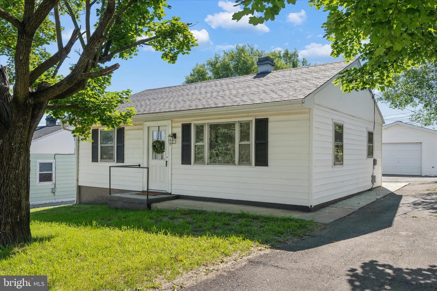 611 State Circle