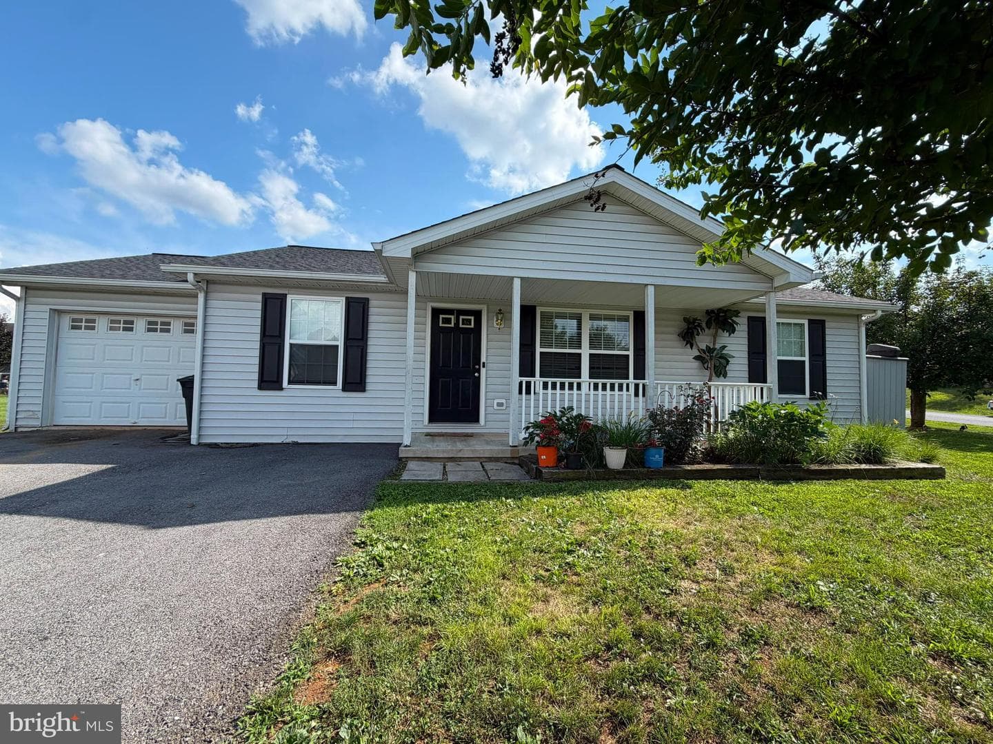 129 Raider Lane, Martinsburg
