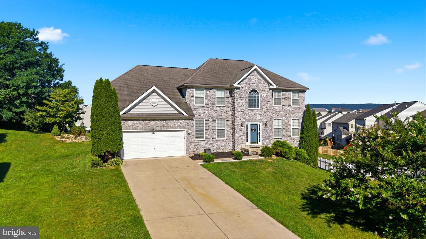 104 Carot Court, Martinsburg