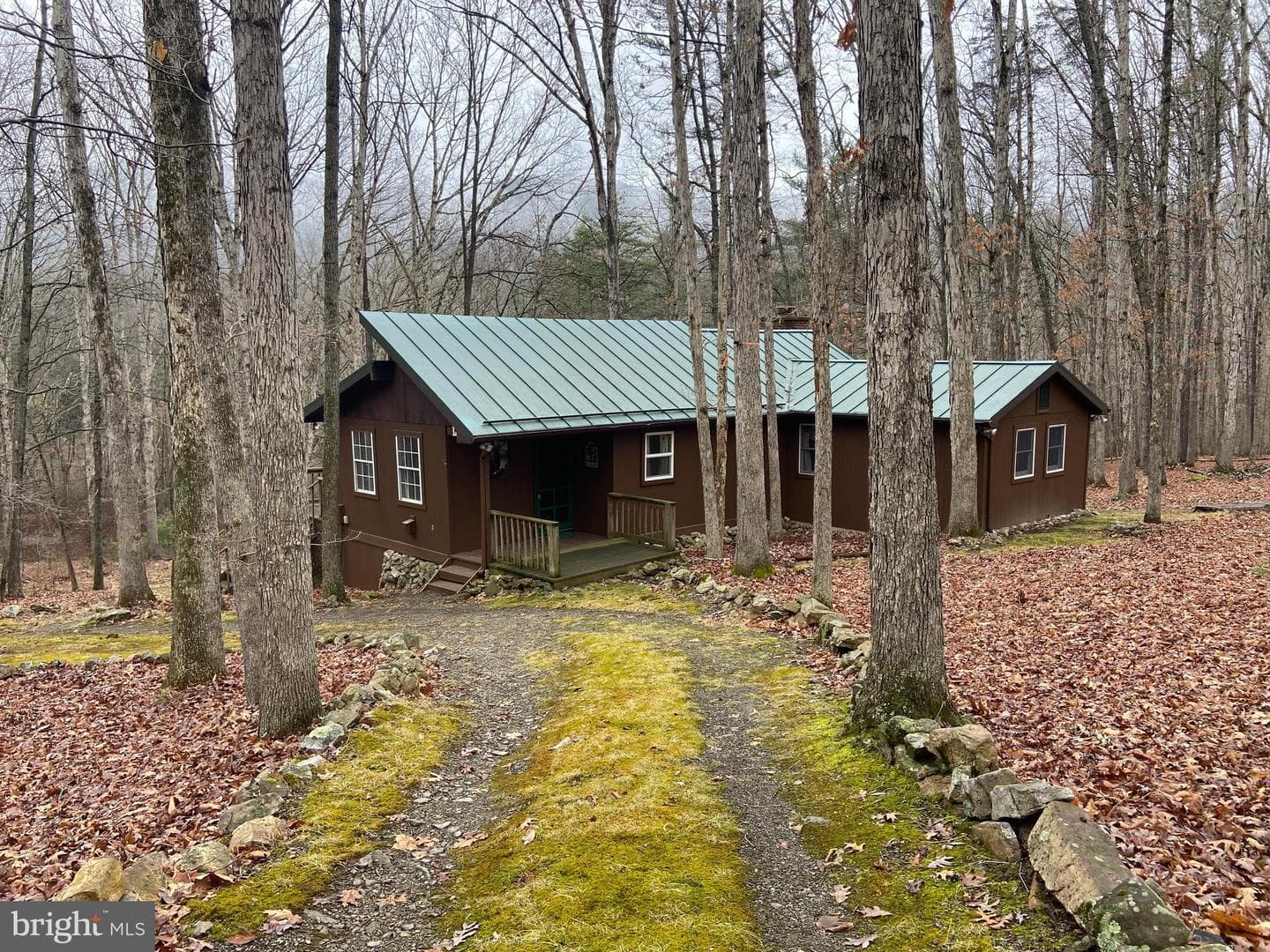 122 Pleasant Valley Drive photo 1