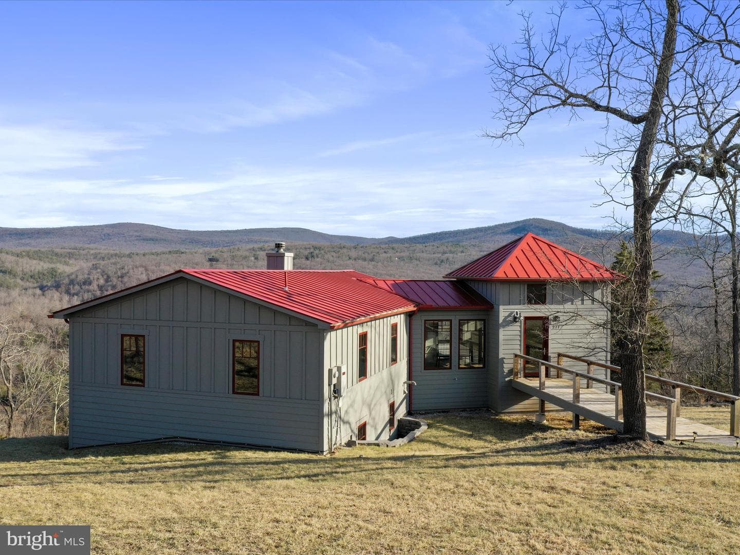 277 Toms Knob Approach Rd photo 1