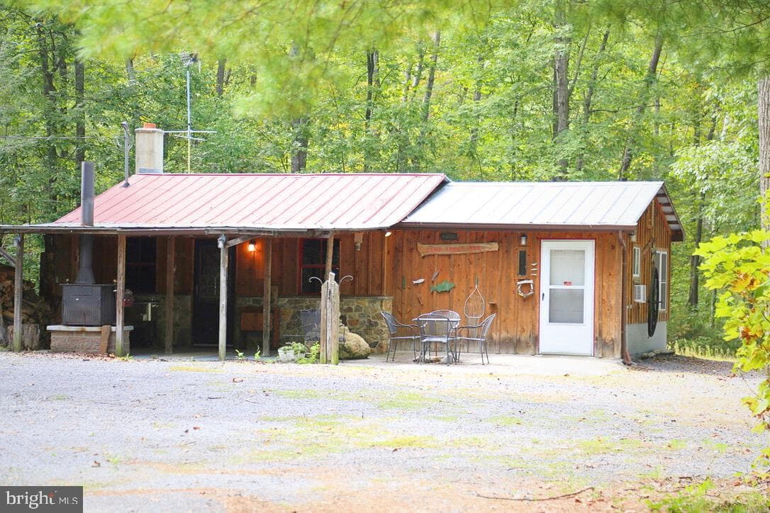 2868 Trout Run Road photo 1