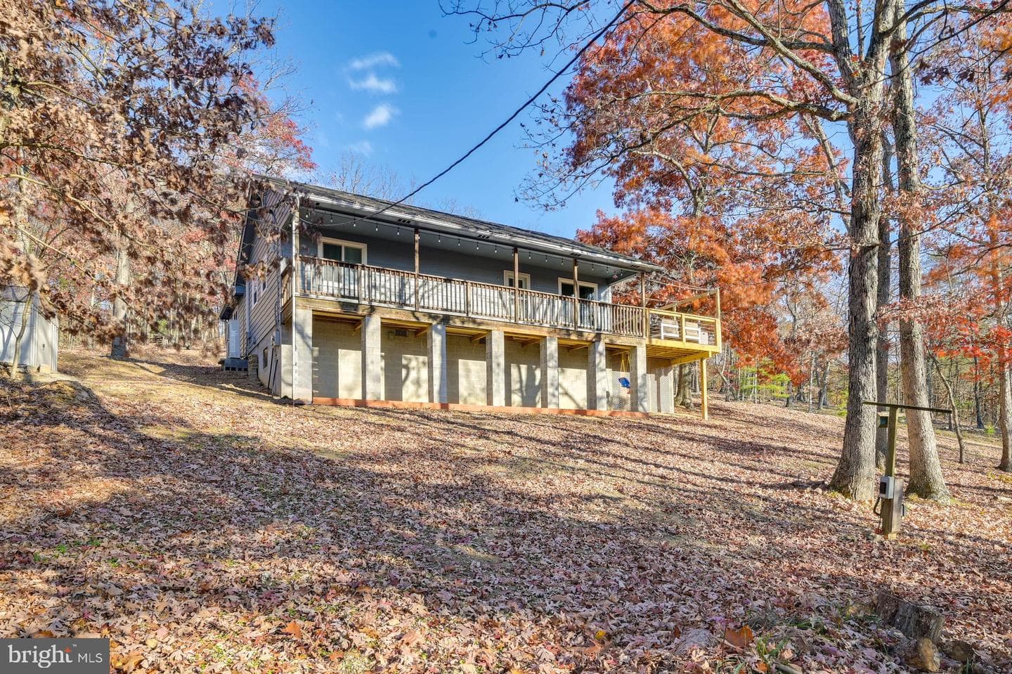 254 Antler Road photo 1
