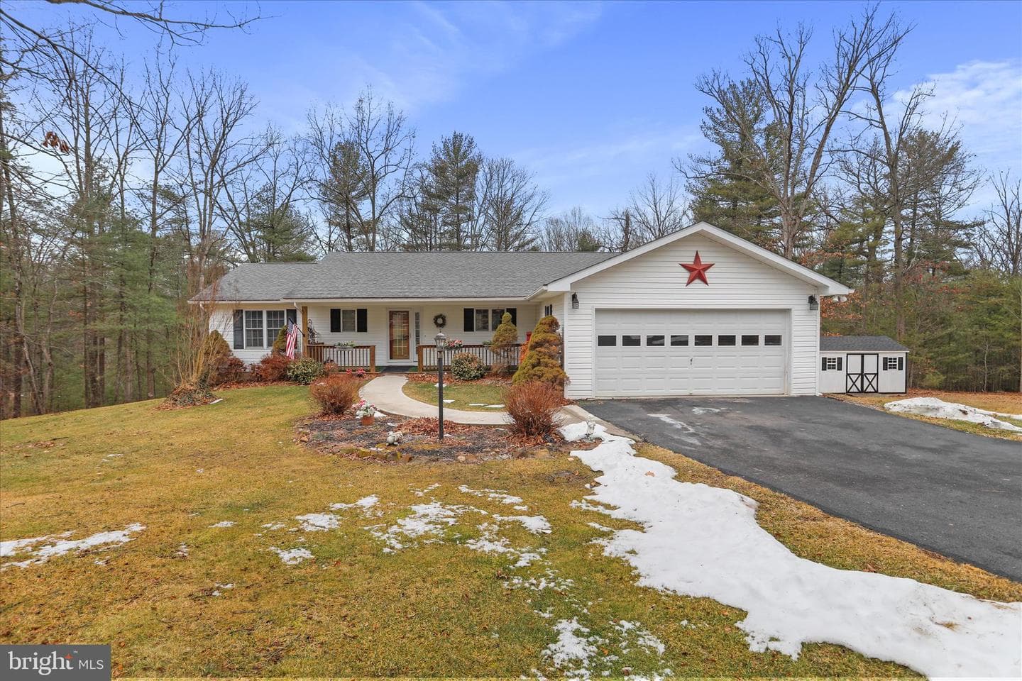 273 Hickory Lane photo 1