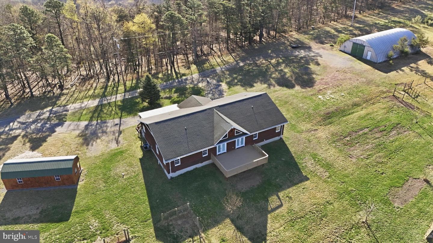 604 Locksa Road photo 1