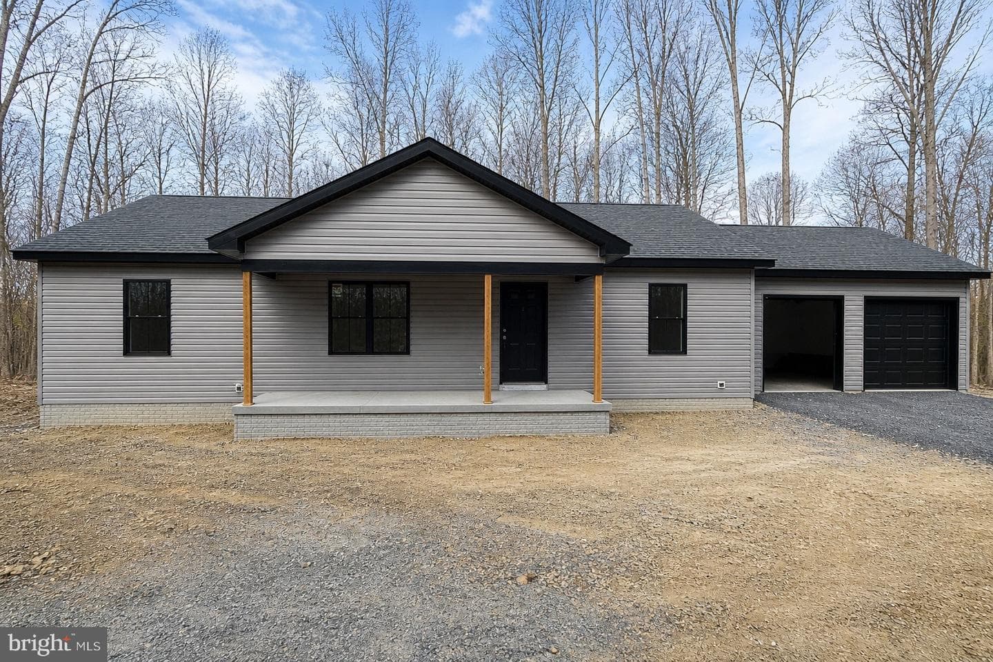 335 Jennifer Lane photo 1