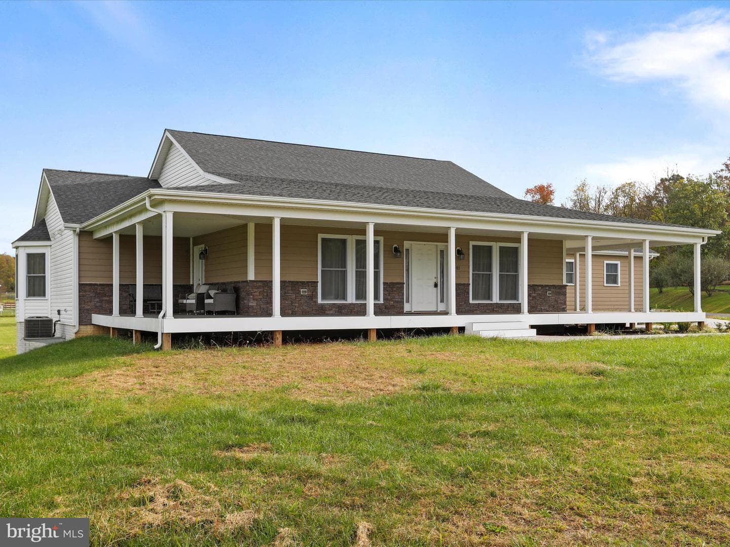 83 Green Bulrush Court photo 1