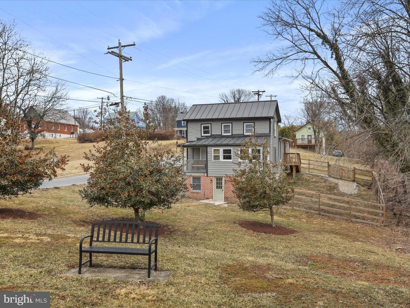 501 Franklin Street photo 1