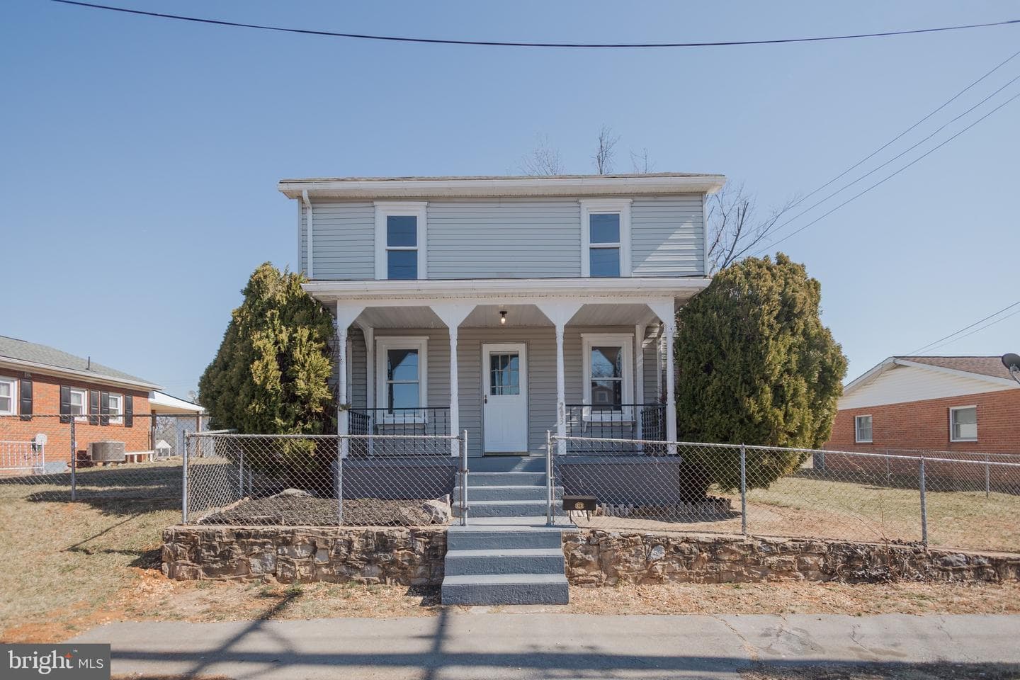203 S George Street photo 1