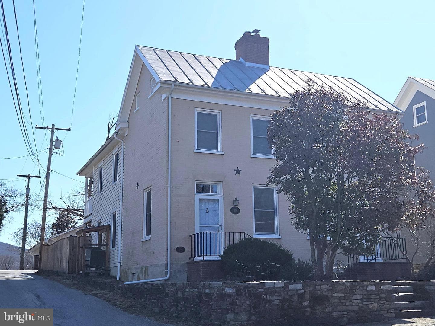 1179 W Washington Street photo 1