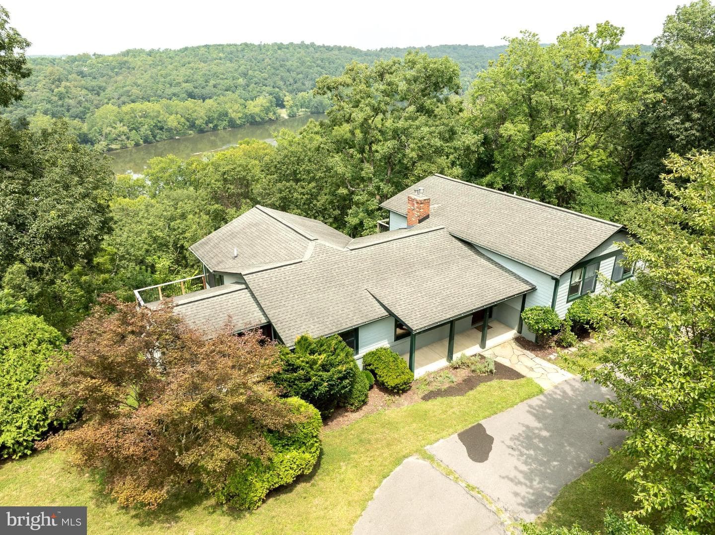 188 Crestview Drive photo 1
