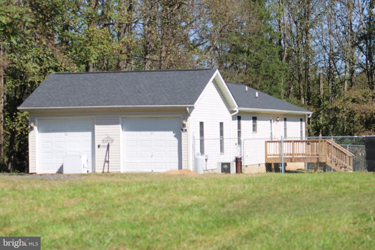 221 Frys Lane photo 1