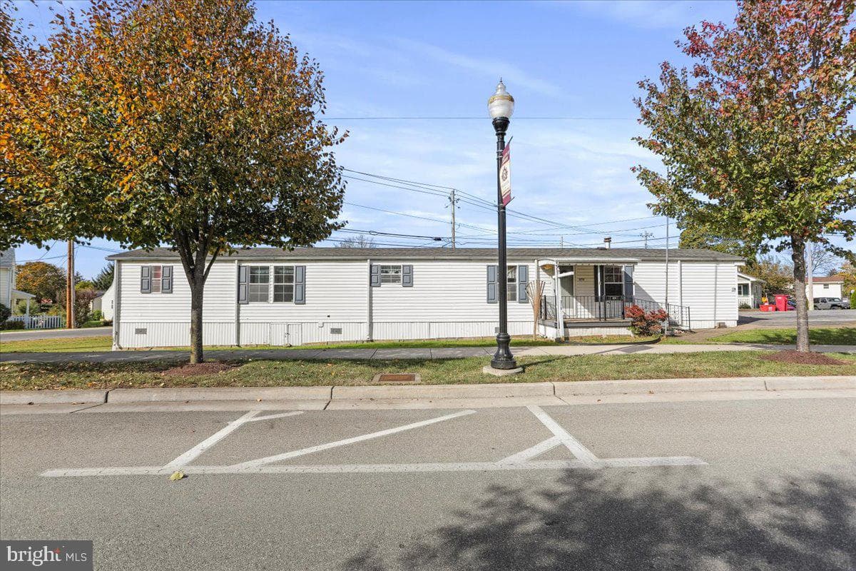 111 N Fairfax Boulevard photo 1