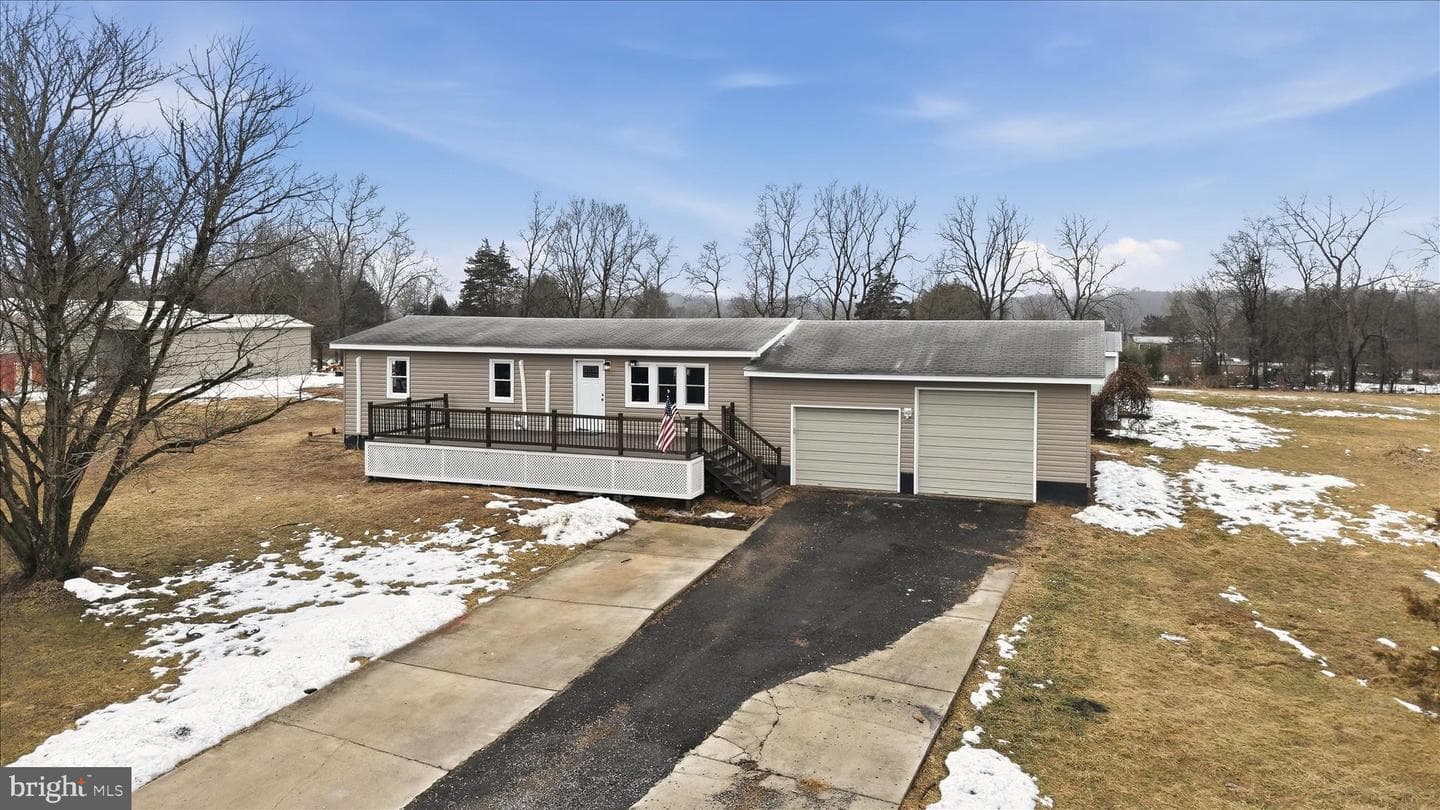 337 Cedar Drive photo 1