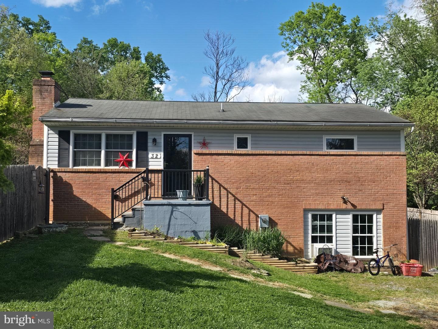 32 Scott Drive