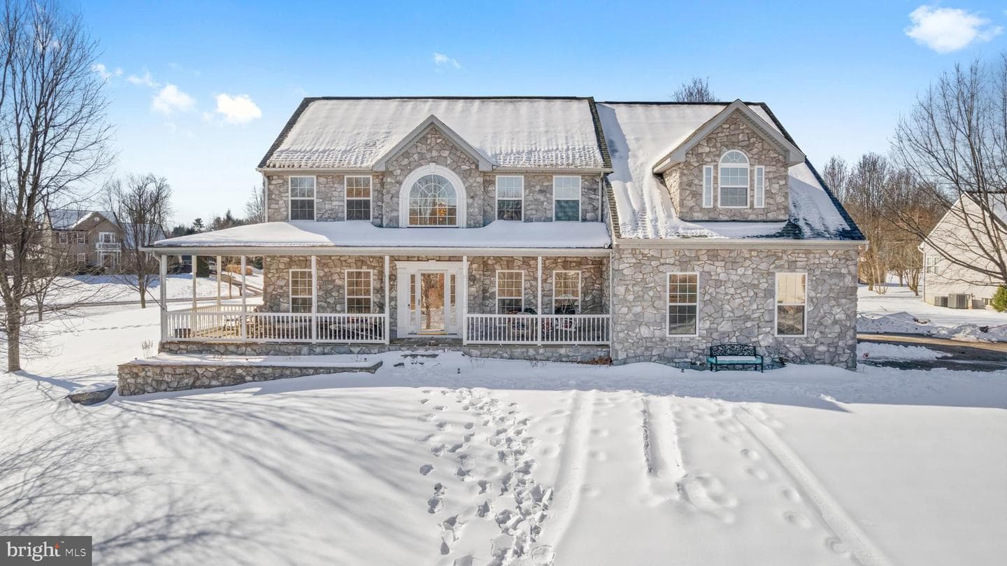 23 Green Meadow Circle photo 1