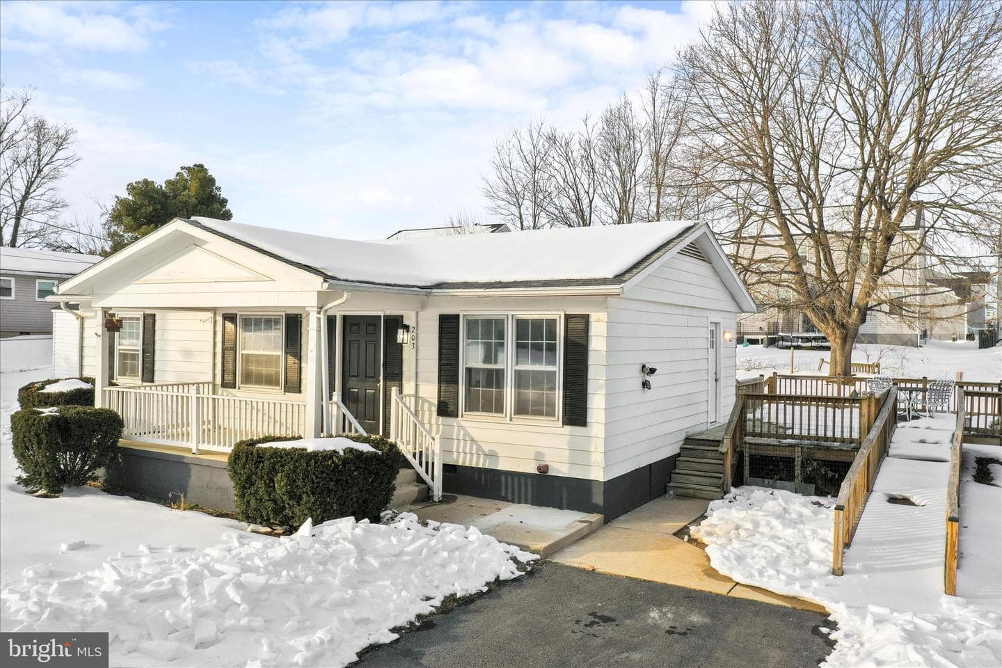 203 Apple Tree Drive photo 1