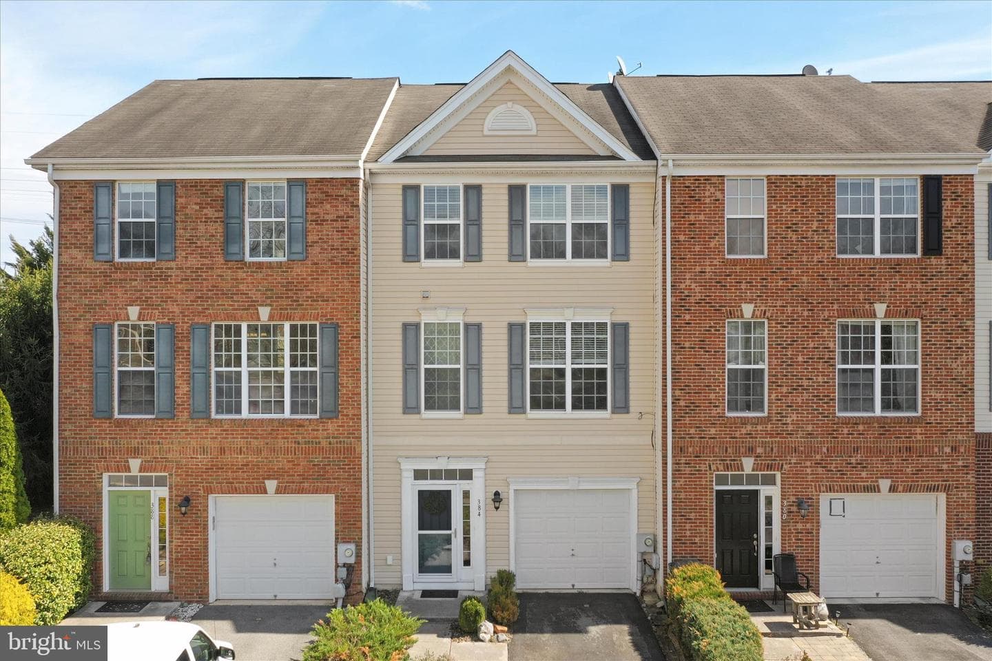 384 Starkeys Landing photo 1