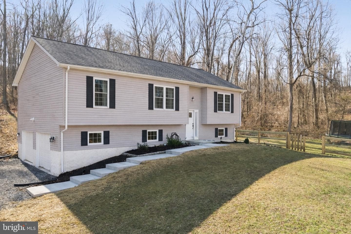 362 Dawn Lane photo 1