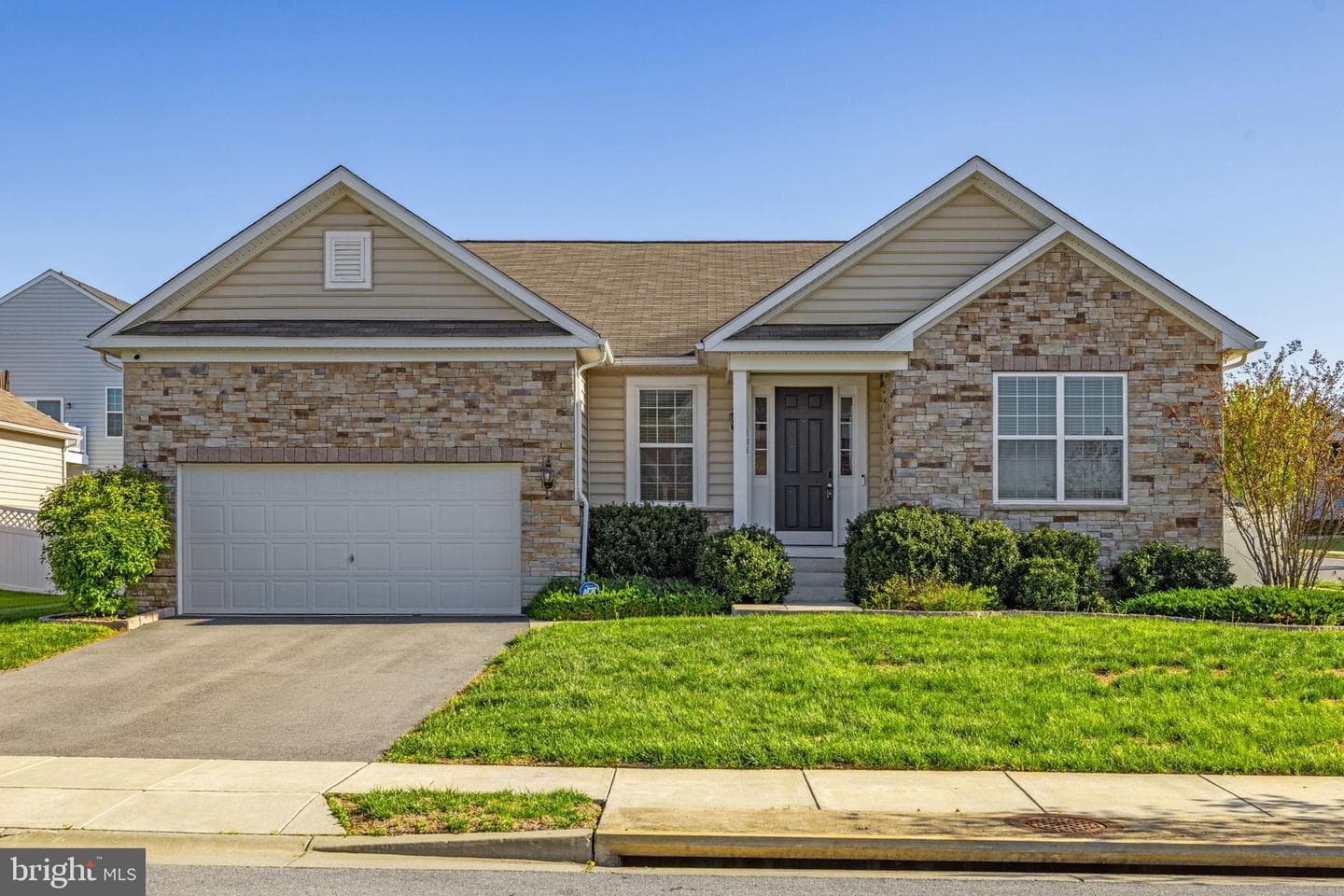 181 Sparkling Brook Road photo 1