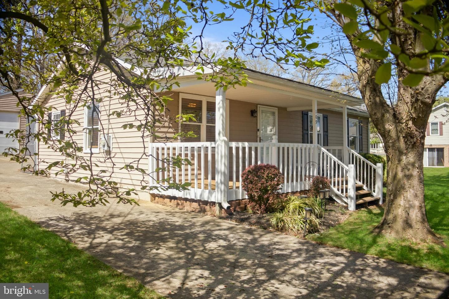 109 E 14th Avenue