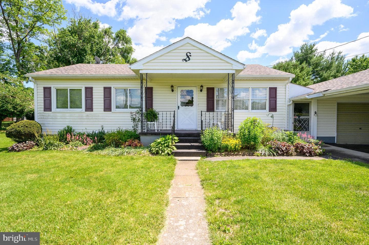 607 East Hunter Street
