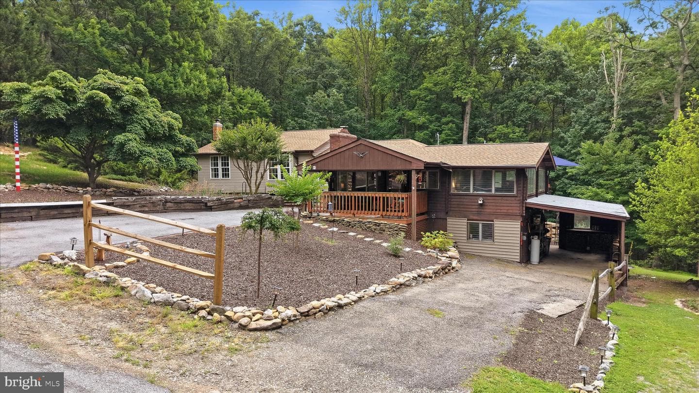 200 Revenoor Road, Harpers Ferry