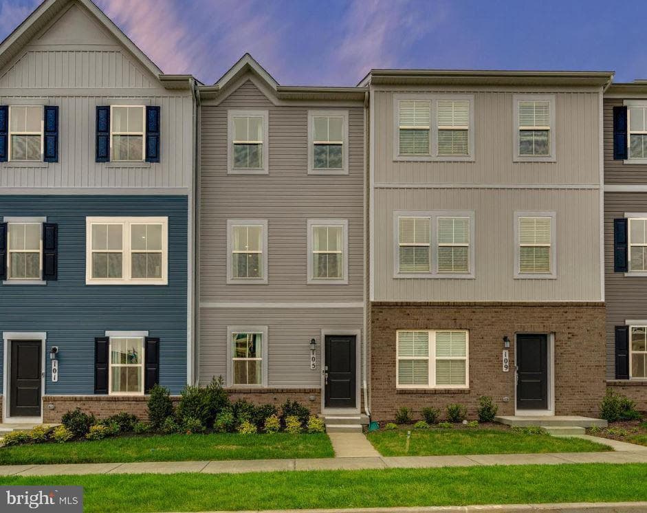 450 17th Avenue #hs 200, Ranson