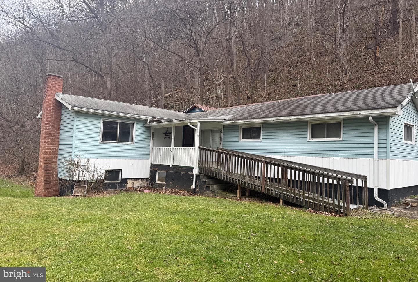 25 Helmick Lane photo 1