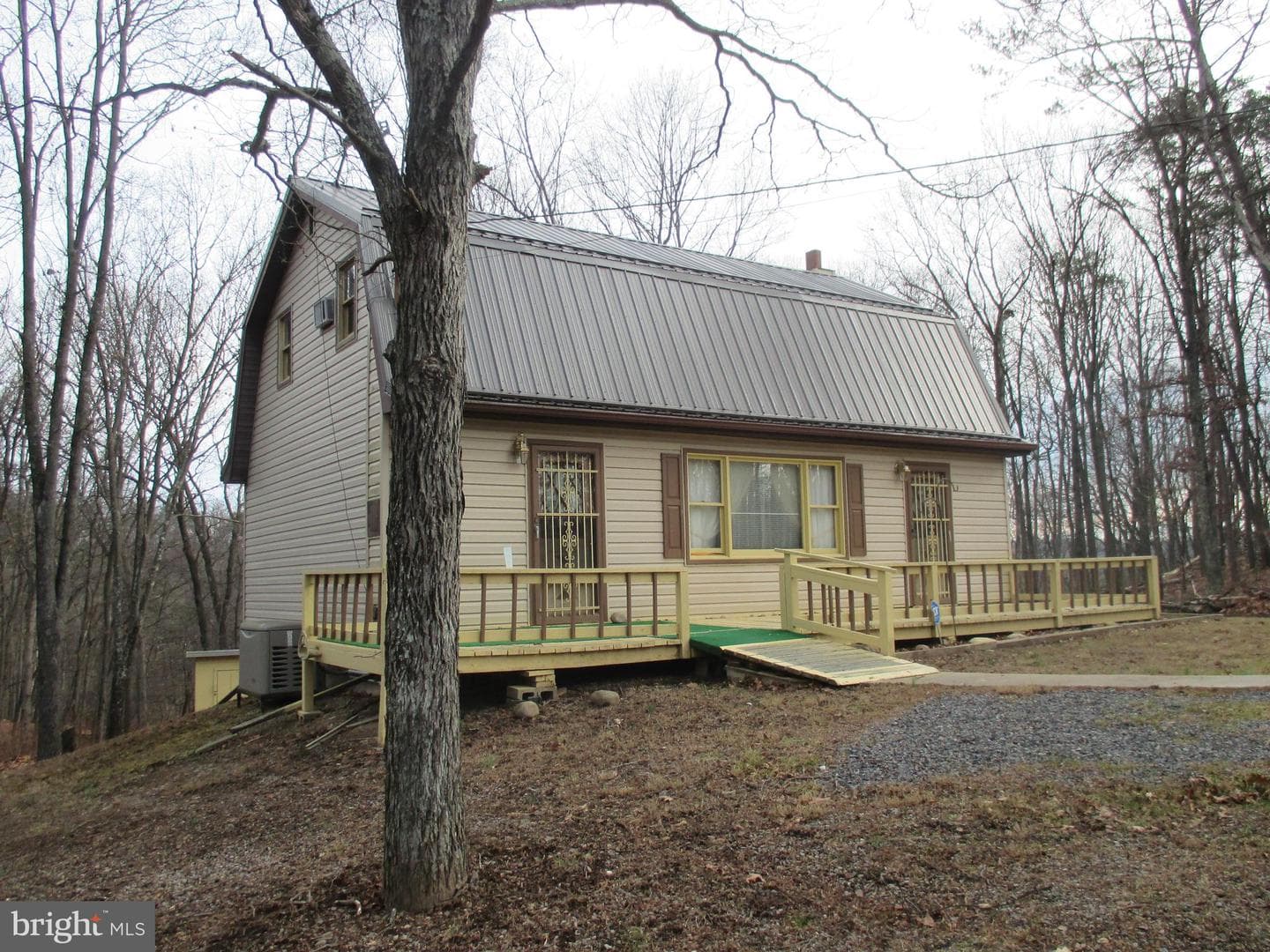 101 Howdyshell Hill Road photo 1