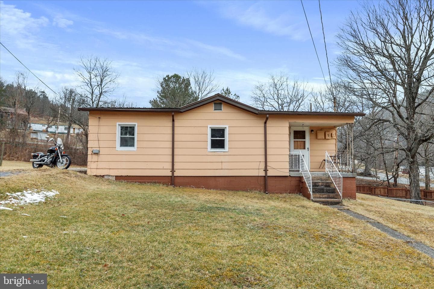 48 Wayland Drive