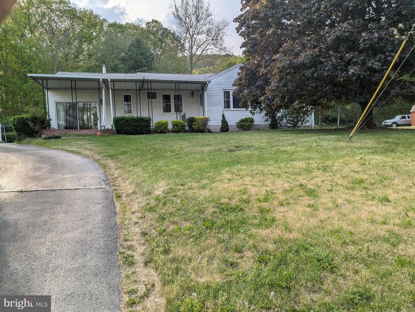 5040 Frankfort Highway photo 1
