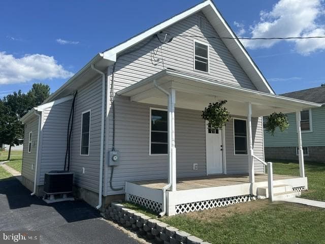83 Jackson Street photo 1