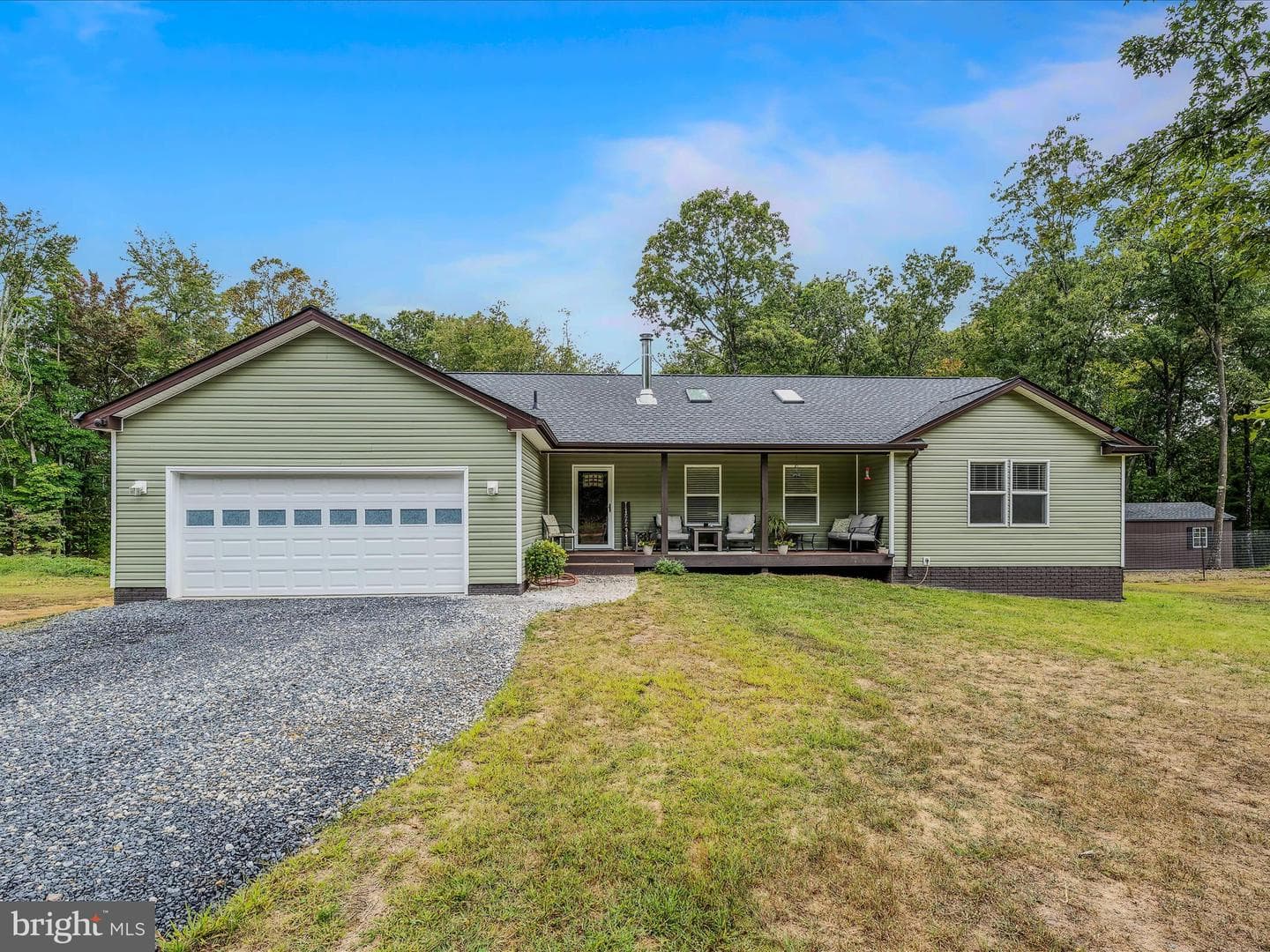 71 Emerald Lane photo 1