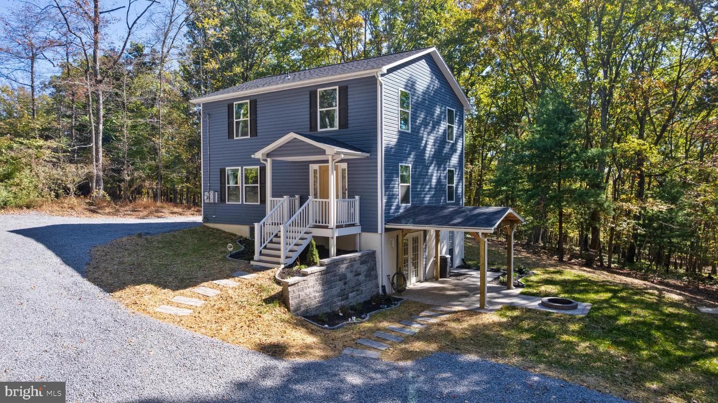 376 Bernice Drive photo 1