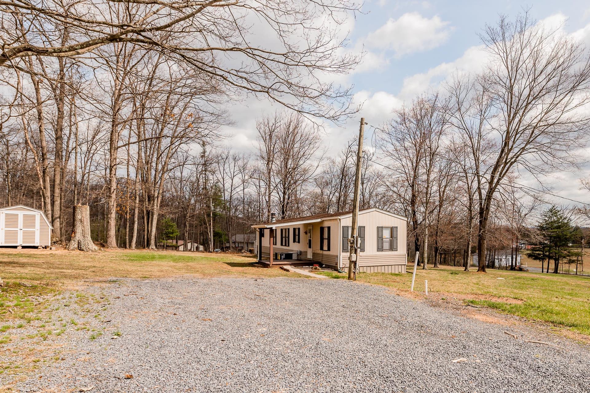 204 Goller Hills Lane photo 1