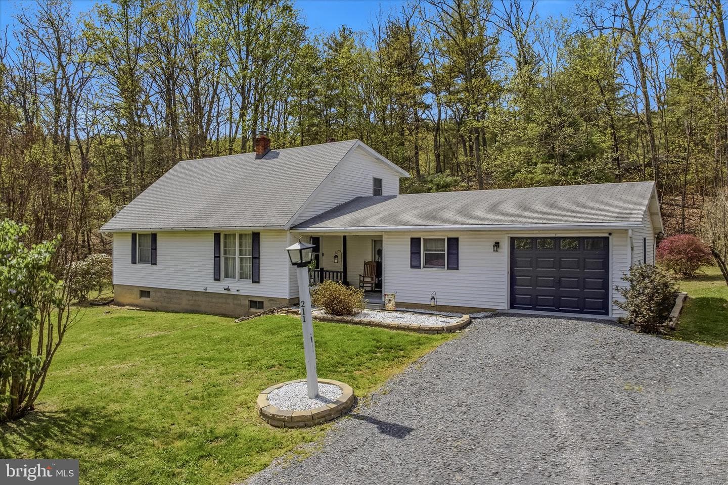 211 Crestview Lane